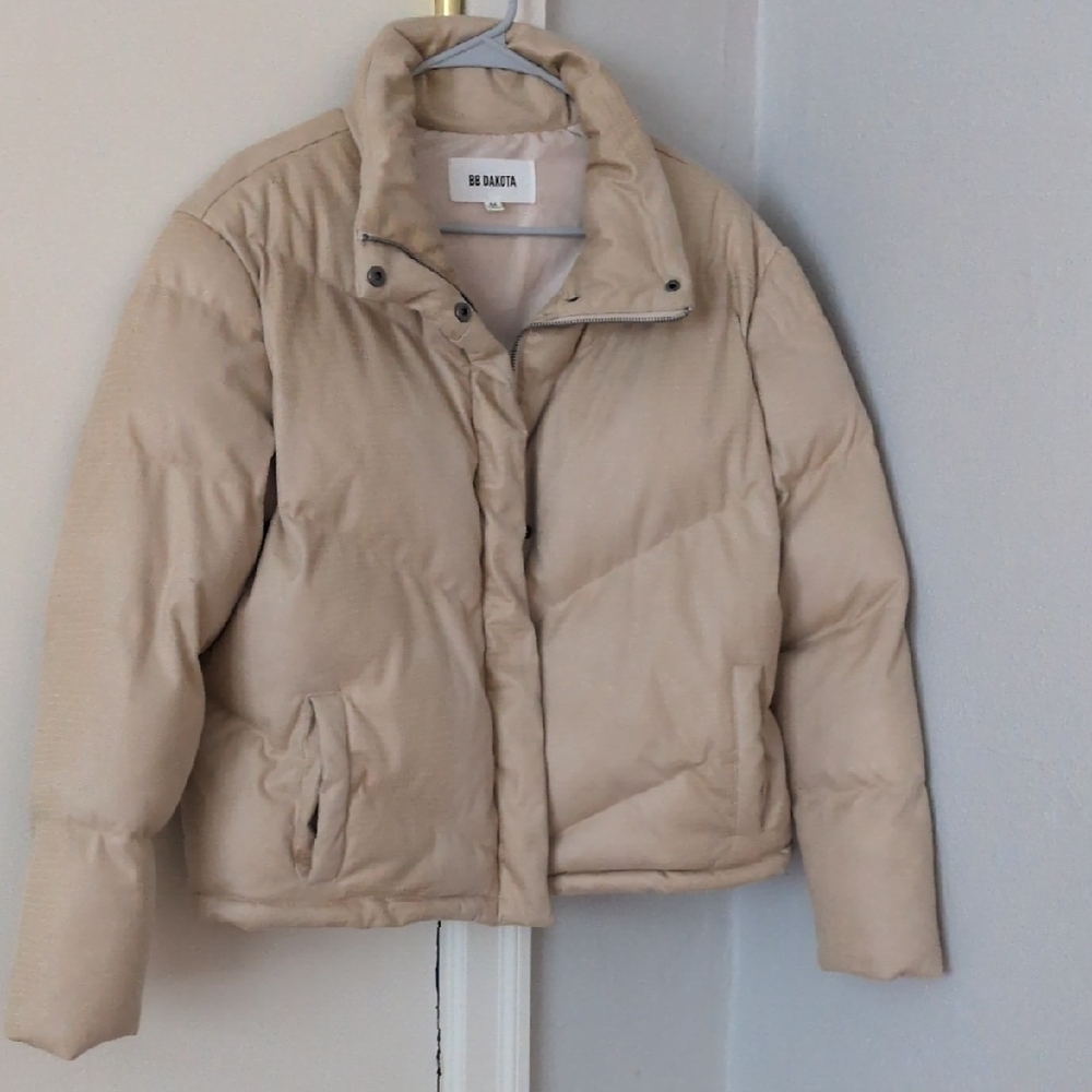 BB Dakota Beige Snakeskin Print Puffer‎ Jacket Size Medium